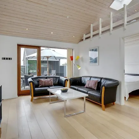 Elara - 200m From The Sea By Interhome Apartament Lakolk