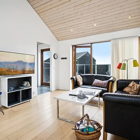 Elara - 200m From The Sea By Interhome Apartamento Lakolk