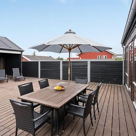 Elara - 200m From The Sea By Interhome * Lakolk